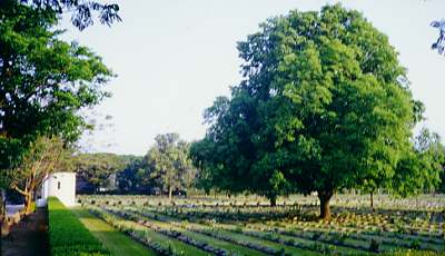 Kanchanaburi War Cemetery (about 1.5 km from the centre of town on Saengchuto Road)